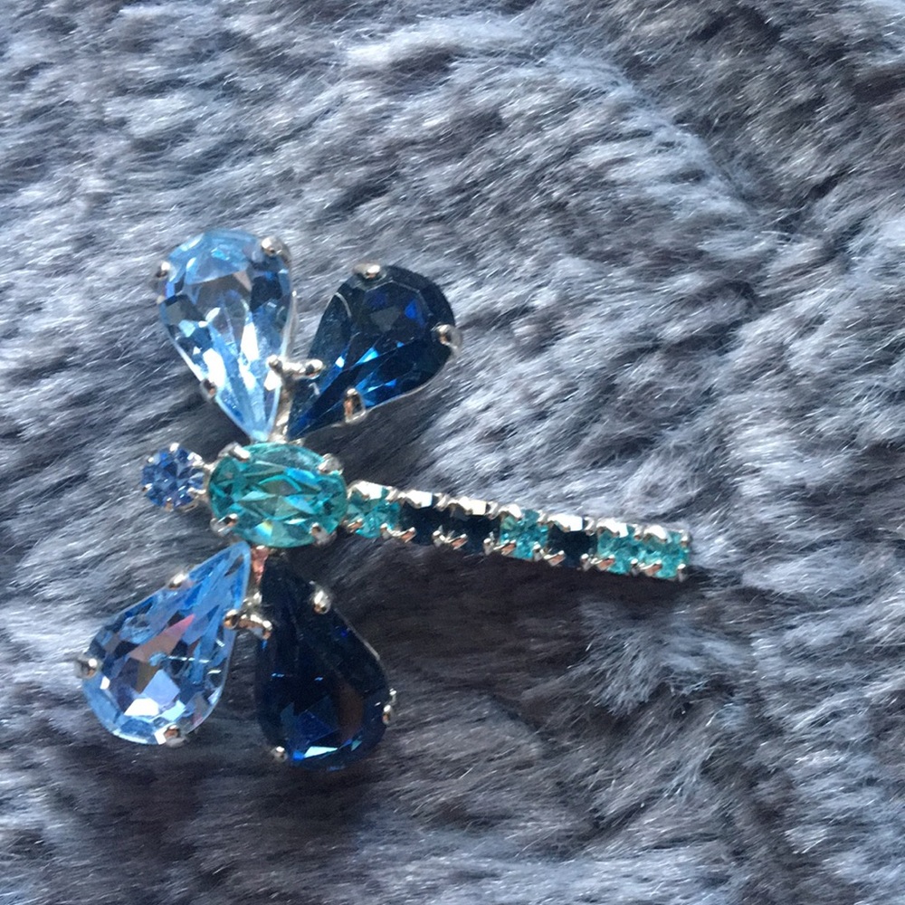 Pin - Picture 3 of 4